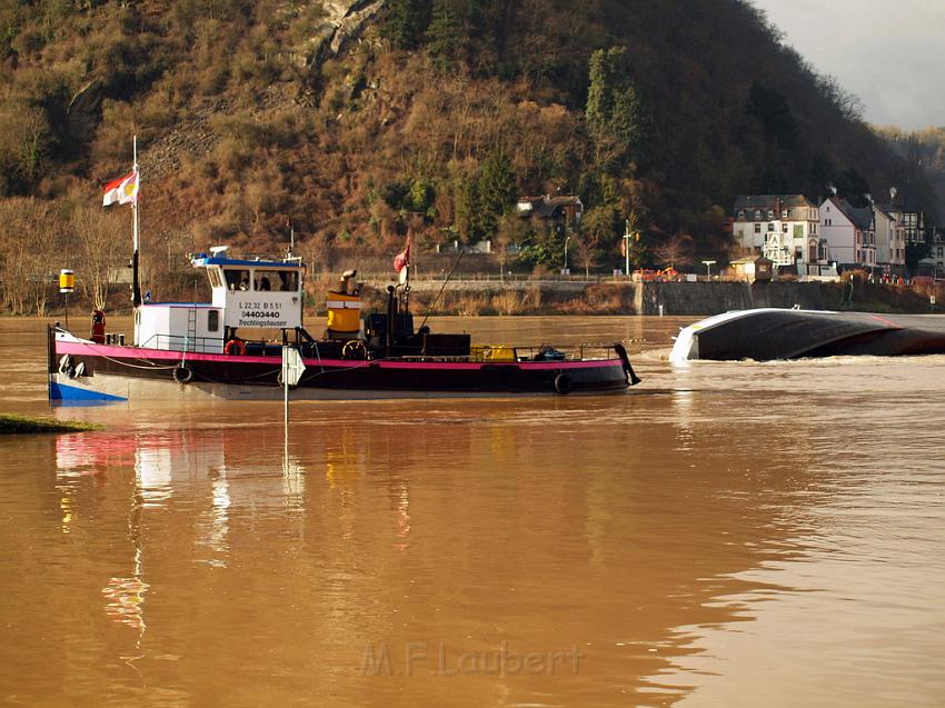 Schiff gesunken St Goarhausen Loreley P044.jpg